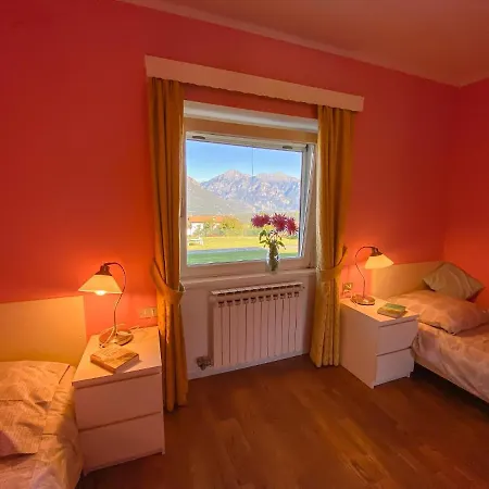 Sole 3 Garten Mit Pool Eg Colico