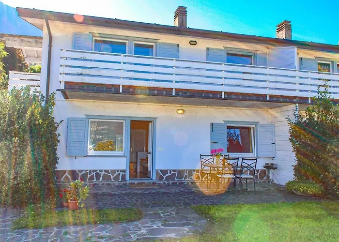 Sole 3 Garten Mit Pool Eg