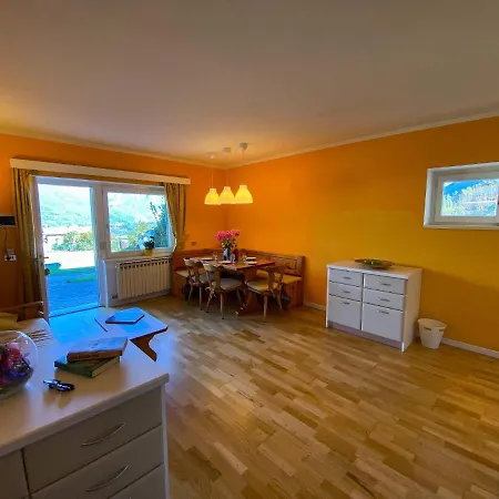 Sole 3 Garten Mit Pool Eg Apartmán *